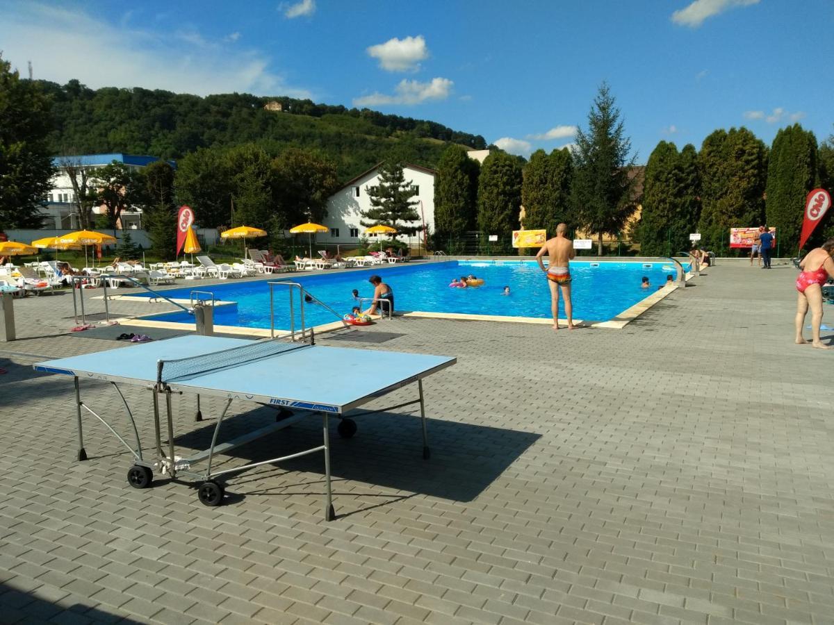 Pension Aquaris Hotel Sighisoara Ngoại thất bức ảnh