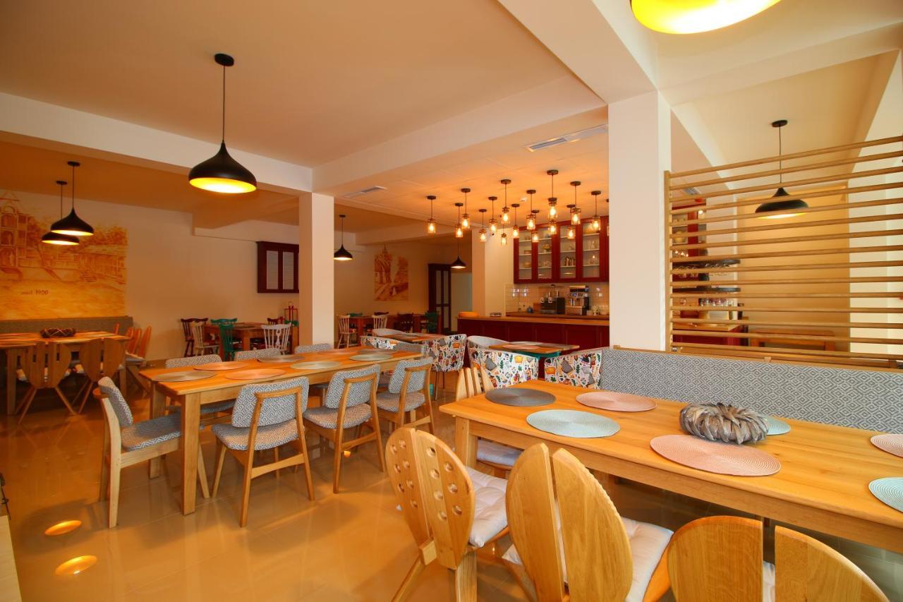 Pension Aquaris Hotel Sighisoara Ngoại thất bức ảnh